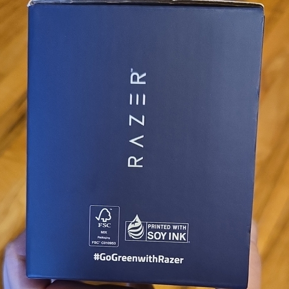 Razer Quick Charging Stand for PS5 DualSense - Black and Blue - Picture 4 of 6